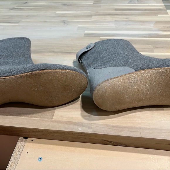 Slipper boots - Picture 2 of 6